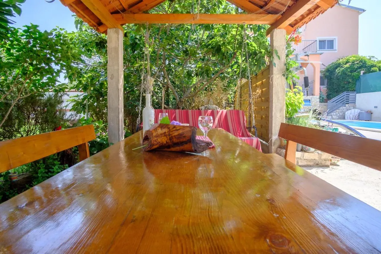 Apartmani Es Fazana Apartment