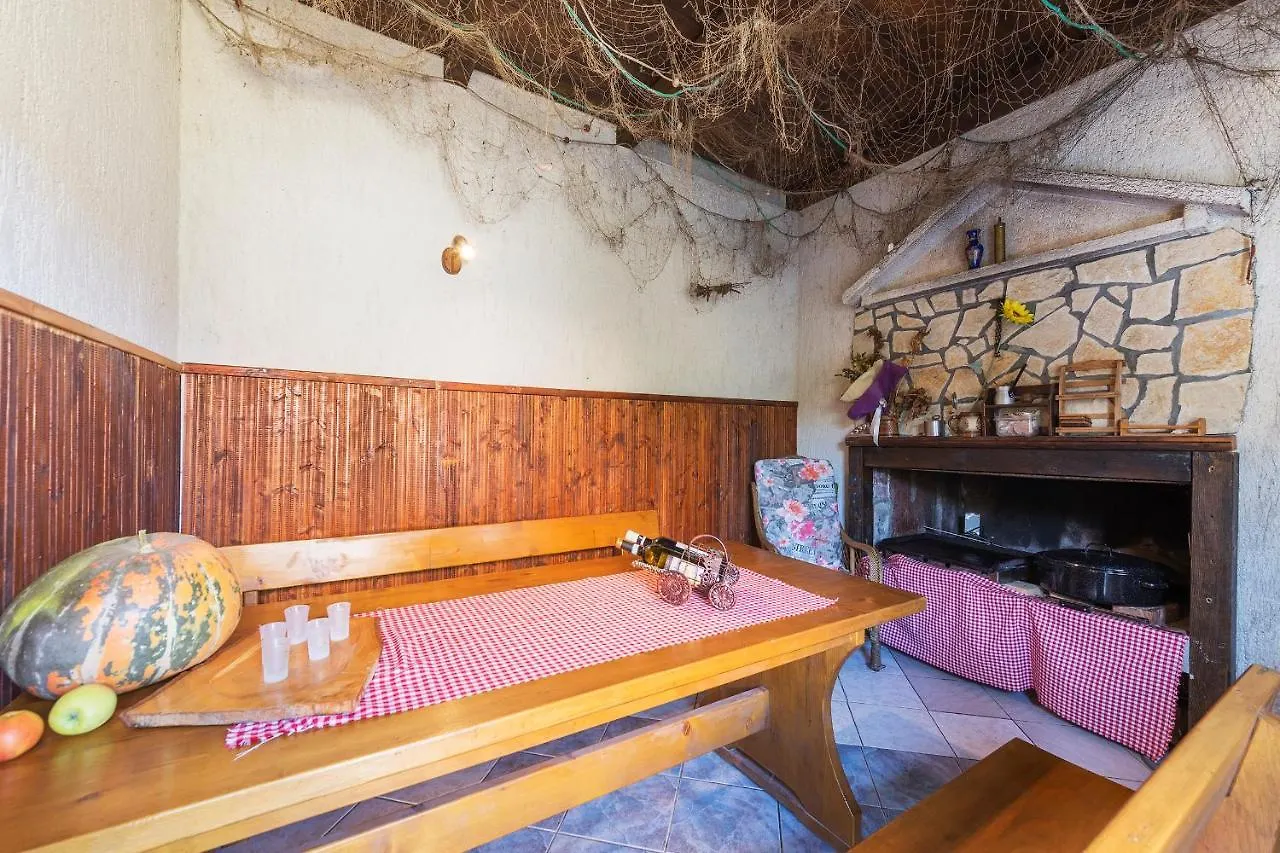Apartmani Es Fazana Apartment